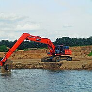 Doosan: Starkes Team in der Gewinnung  &uuml;ber und unter Wasser