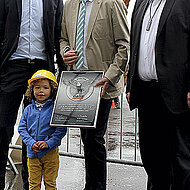 B&ouml;hrer feiert 50. Geburtstag mit Hausausstellung und &raquo;Case-Rodeo&laquo;