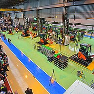 Hitachi: Hitachi er&ouml;ffnet renoviertes Mini- und Kompaktbaggerwerk in Oosterhout