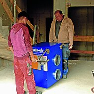 Puls-Air: Bauheizung wartet mit innovativem Tragesystem auf