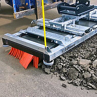  80 Prozent Zeit- und Kostenersparnis mit dem CleanSweep V-Concept Kehrbesen