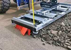  80 Prozent Zeit- und Kostenersparnis mit dem CleanSweep V-Concept Kehrbesen