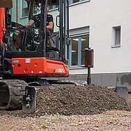 Genaues Planieren &ndash;  mit neuer Baggerschildsteuerung