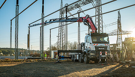 Schwerlastkran f&uuml;r Eins&auml;tze mit Feingef&uuml;hl 