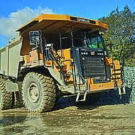 Bridgestone: Schlamm, Stein und das ein oder andere Schlagloch