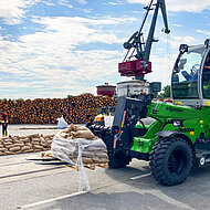 Gro&szlig;einsatz am Deggendorfer Hafen