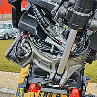 Hydrema &ndash; OilQuick: Volle Kraft am Tiltrotator