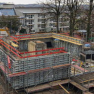 Mayer Schaltechnik: Raab investiert in Ultramax