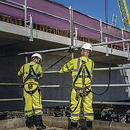 Verbindungsmittel passt sich der Arbeitssituation flexibel an