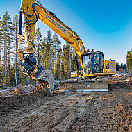 engcon Germany: Tilt-Technik am weltweit ersten Cat 330 mit Frontschild