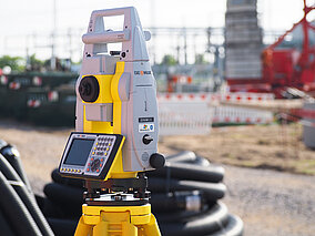 Geomax – Gottlieb NESTLE: Digitale Messtechnik für den Wegebau