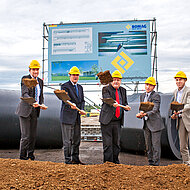 Spatenstich f&uuml;r gr&ouml;&szlig;te Einzelinvestition in Unternehmensgeschichte