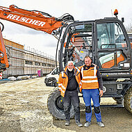 Mobilbagger stellt seine Vielseitigkeit unter Beweis