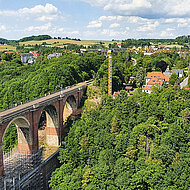 Zwei Obendreher f&uuml;r Br&uuml;ckensanierung