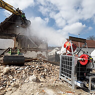 Mit mobilem »Hurrikan«- Turbinenwerfer in Karlsruhe