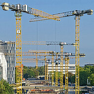 18 Liebherr-Krane beim gr&ouml;&szlig;ten U-Bahn-Projekt Deutschlands