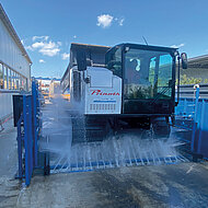 Effiziente Reinigungsl&ouml;sung f&uuml;r Baumaschinen