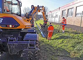 Rädlinger: Mit Grabentrapezlöffeln mehrere Arbeitsschritte in einem erledigen