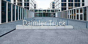 Daimler Truck rückt in deutschen Aktienindex DAX auf