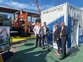 KTEG/Deutz: Schnellladestation »Powertree« unterstützt E-Maschinen auf der Baustelle