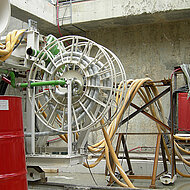 A.S.T.: Hohes Gefahrenpotenzial bei Schlauchleitungen f&uuml;r moderne Hochdruckkompressoren