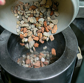 Baustoff Recycling: Mit QUBA-zertifizierten Recycling-Baustoffen zu Kreislaufwirtschaft, Klima- und Umweltschutz am Bau