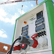 Autarker, umweltfreundlicher und mobiler Stromspeicher f&uuml;r den Bau