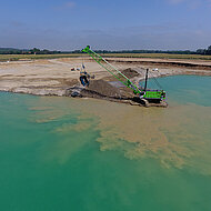 140 t SENNEBOGEN Seilbagger f&uuml;r DENJEAN Granulats Ari&egrave;ge in Frankreich