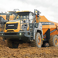 10&thinsp;000&thinsp;t in zehn Tagen: Knickdumper unter Vollast