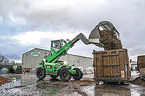 SENNEBOGEN: Teleskoplader-Multitalent in Großbritannien