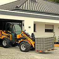 Sch&auml;ffer Maschinenfabrik: Hohe Kraft auf kleinem Raum