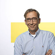 BSK-Schwerpunktthementag &raquo;Kranarbeiten&laquo; zu Gast bei Manitowoc in Wilhelmshaven