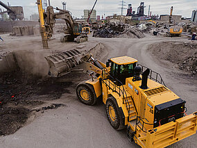 Mutige Investition als Zeichen von Stärke: Flotte von 130 Cat Baumaschinen baut auf enge und starke Partnerschaft 