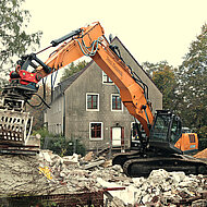 CASE High-Reach Kombiausr&uuml;stung im Einsatzbei der Paul Kamrath Ingenieurr&uuml;ckbau GmbH