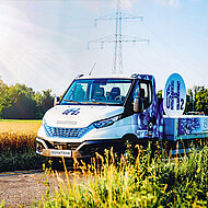 QUANTRON: Transporter f&auml;hrt mit Brennstoffzelle