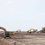 Caterpillar bei Zeppelin: Massen bewegen Massen bei Cottbus