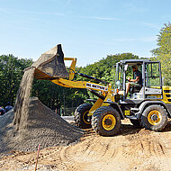 HKL: Mit dem Radlader zur exklusiven Gartenanlage