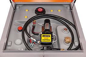 Mobiler Dieseltank mit Stahlhülle und PE-Einsatz