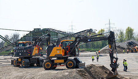 Pro Days 2026: Eine Armada an Baumaschinen
