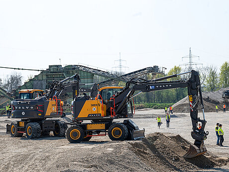 Pro Days 2026: Eine Armada an Baumaschinen
