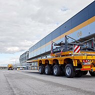 Faymonville: XXL-Windfl&uuml;gel transportiert Prangl mit dem Faymonville WingMAX