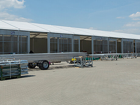 POL-PLAN: Lager- und Produktionshallen auf Basis von Zelthallen.