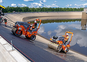 In Schr&auml;glage asphaltiert