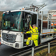 Daimler: Im Dienste der Stra&szlig;ensicherheit aktiv