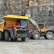 Der Volvo R70 &uuml;berzeugt im Kalksteinbruch von SHF 