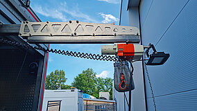 Kito Europe: Elektrokettenzüge komplettieren Sanierungsfahrzeuge