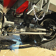 Krampe Fahrzeugbau: Pendelaggregat mit Lenkachse f&uuml;r den Erdbaukipper