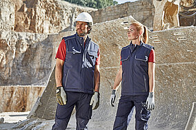 Sonnengeschützt im Freien arbeiten