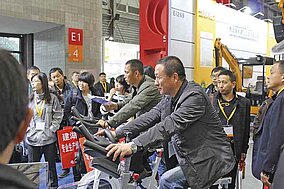 Mit Fallstudien, Daten und Simulator nach Paris