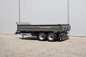 FUHRMANN: Mehr Nutzlast dank Bordwänden aus »Hardox«-Verschleißblech